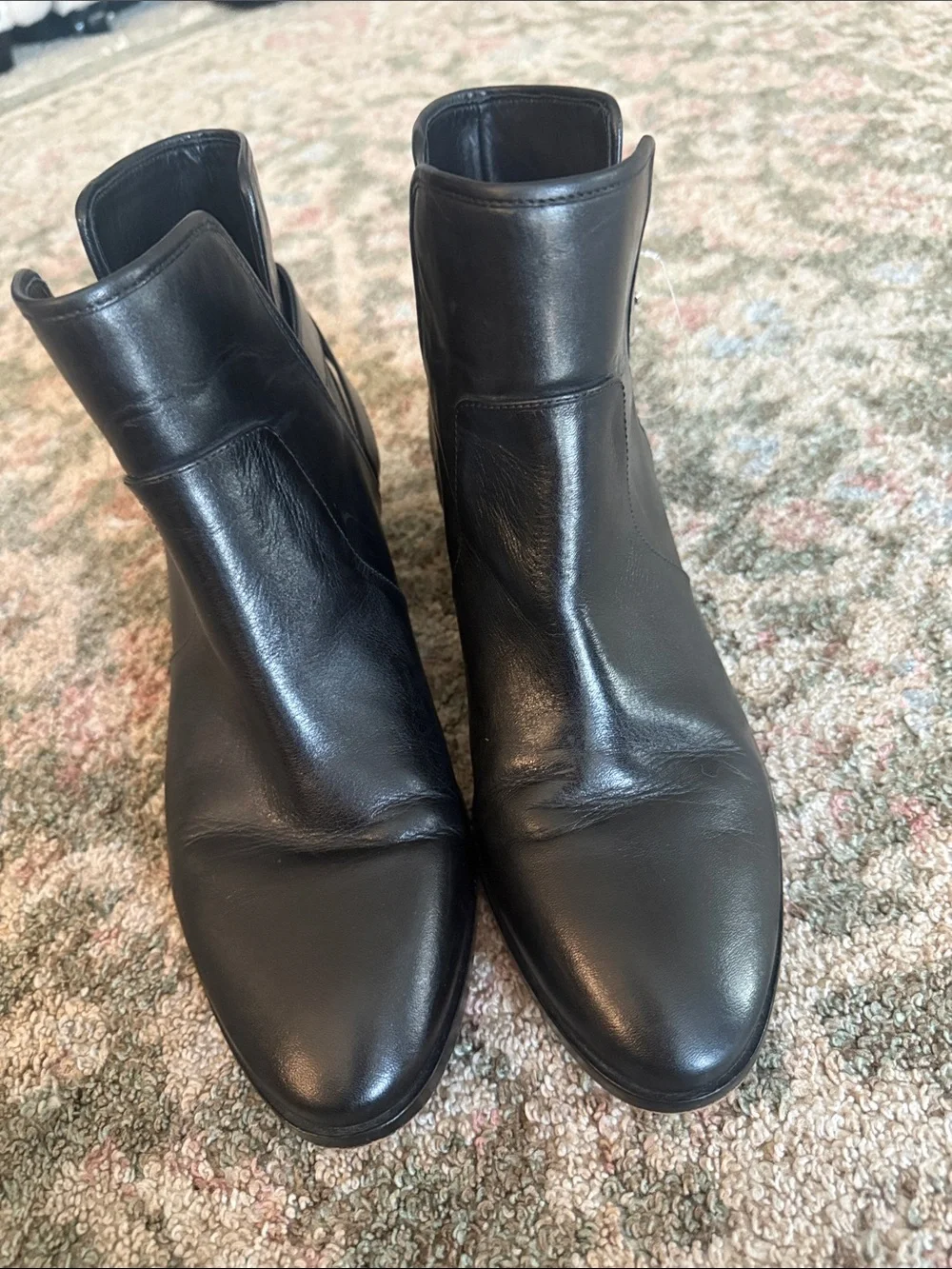 Michael Kors Black Leather Ankle Booties with Buckle Accent size 9 so cute